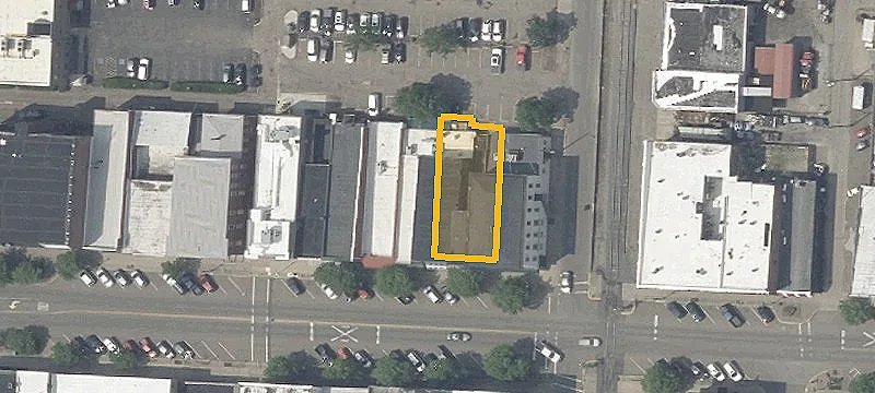 442 Main St