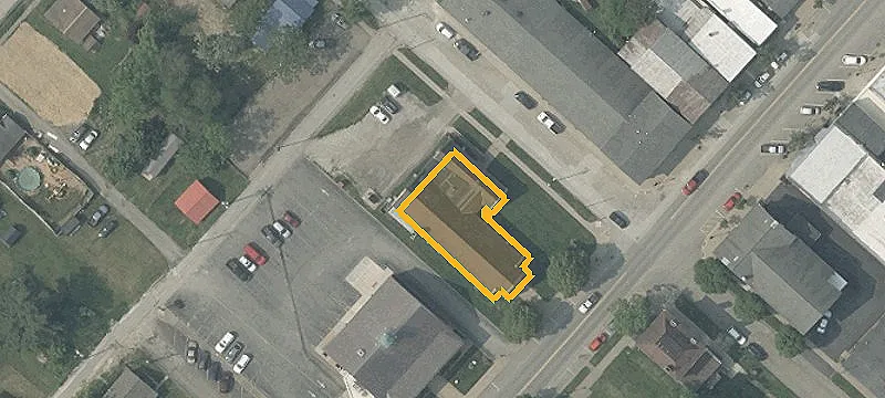 201 Main St