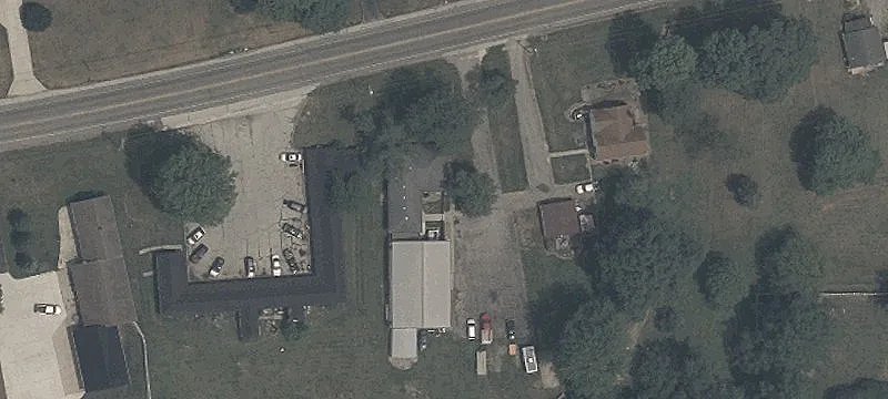 10916 Lincoln Hwya