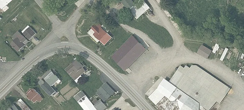 2807 Main St