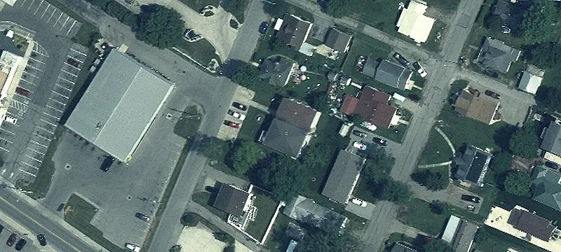 110 Chase St