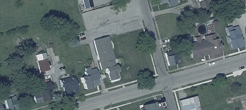 222 Ctr St