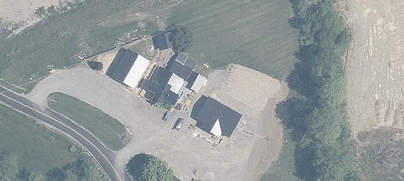 30 Pleasant Vly Rd