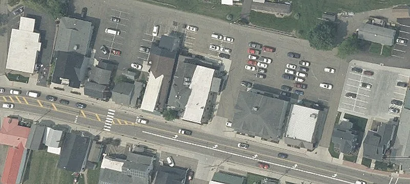 4813 Main St