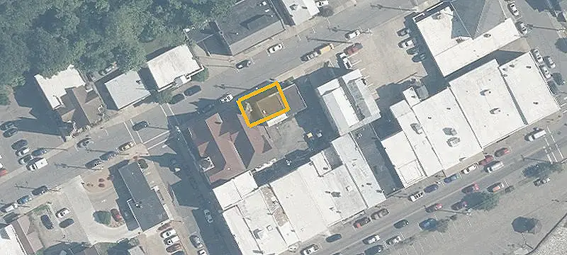 211 2nd St