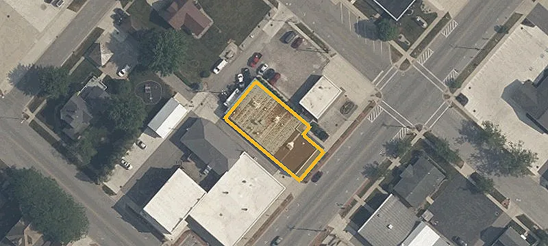 206 Broadway St