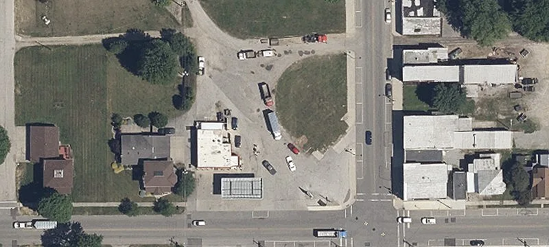 Sycamore Ave