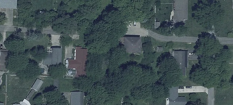 414 Chesney St
