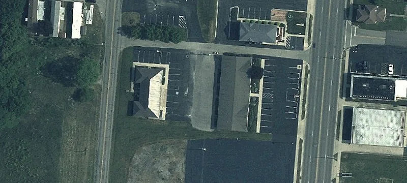 Detroit St