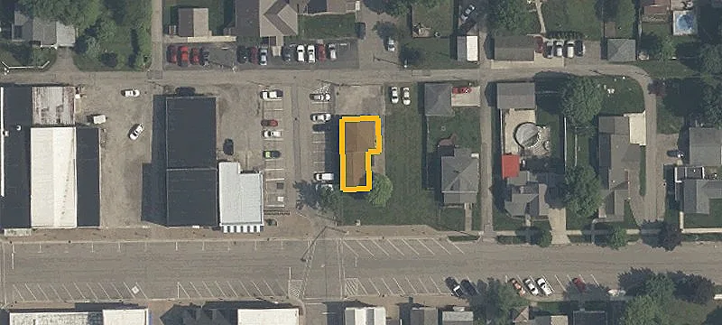 201 Main St