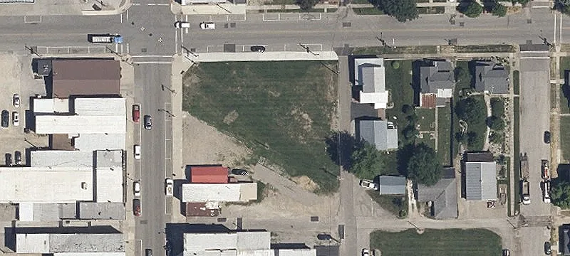 Saffel Ave