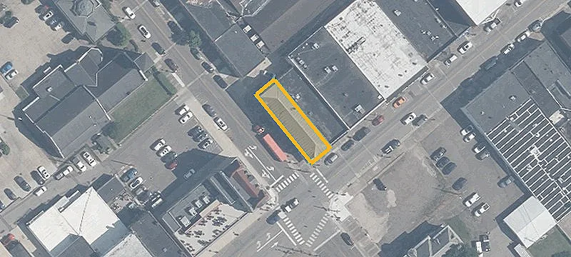 400 2nd Ave