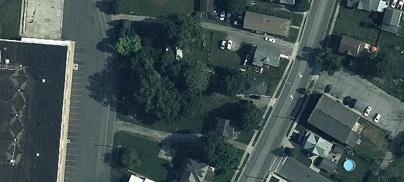 905 Main St