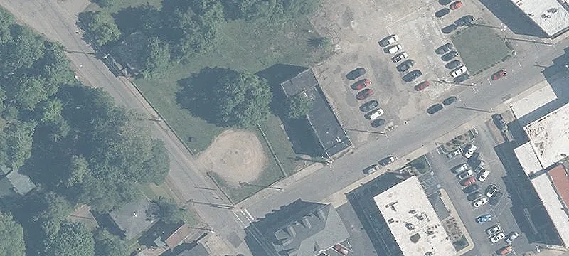 12 2nd St