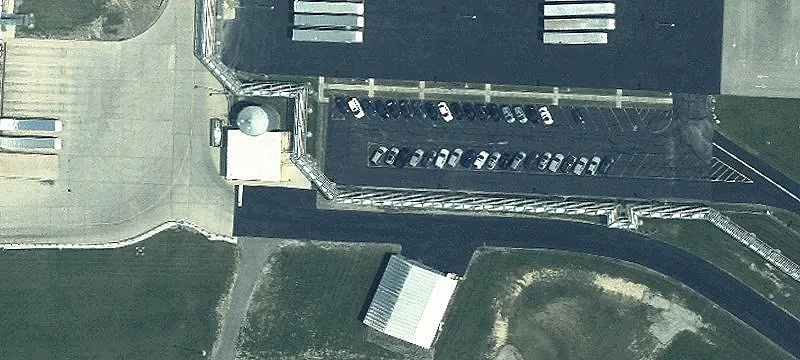 R 235