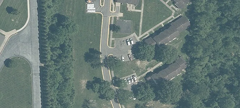 300 Grady Ln
