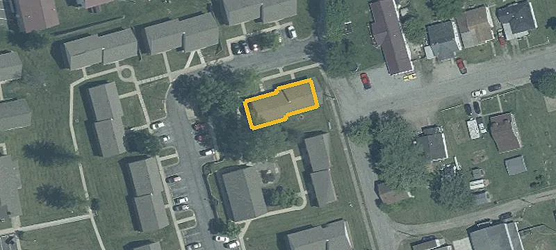 1102 Greenhills Dr