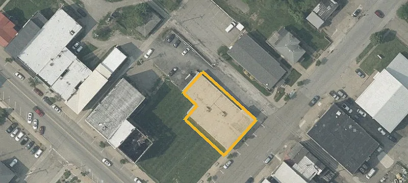 Nn 129th N Main St St