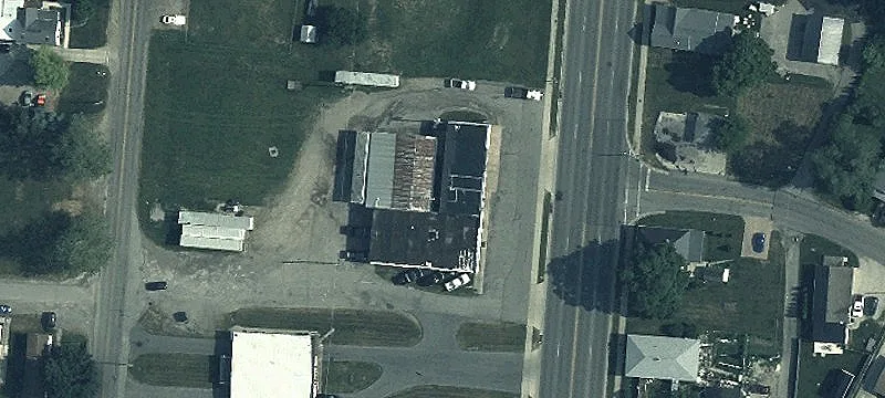 1320 Main St