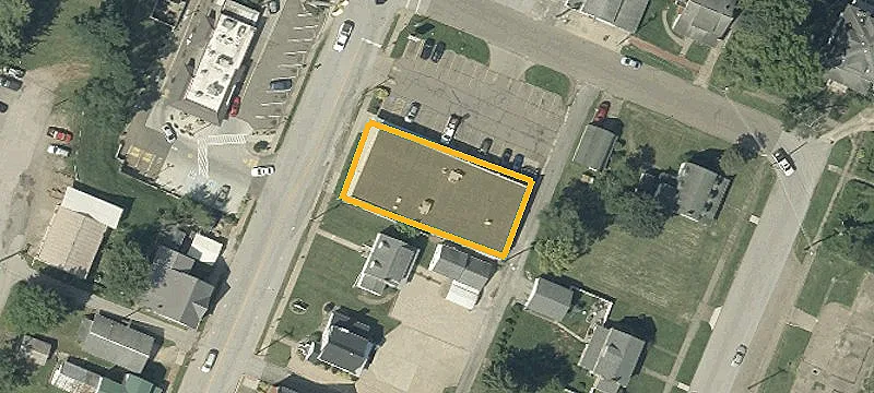 128 Main St
