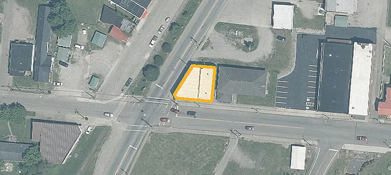101 Main St
