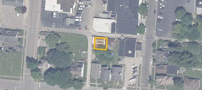 258 2nd St Rear