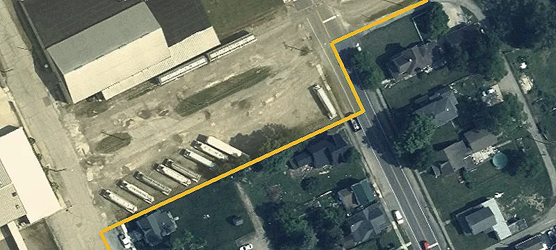 202 Main St