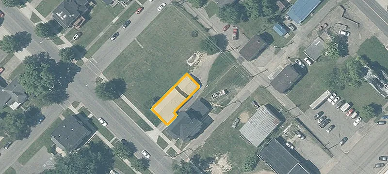 160 Main St