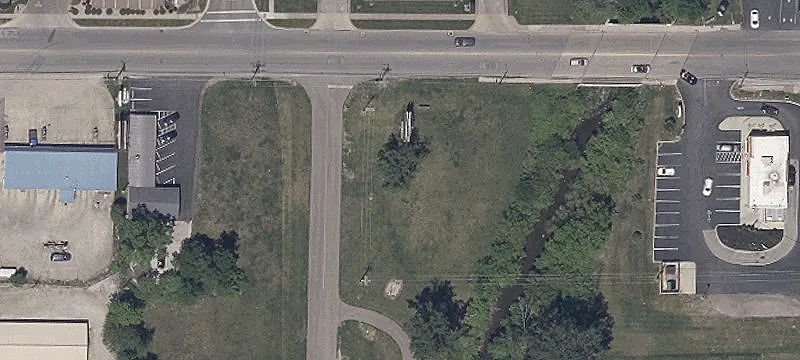 825 Harding W Way