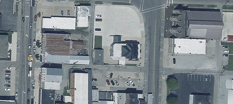 123 Main St