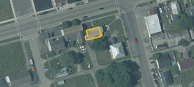 715 Main St