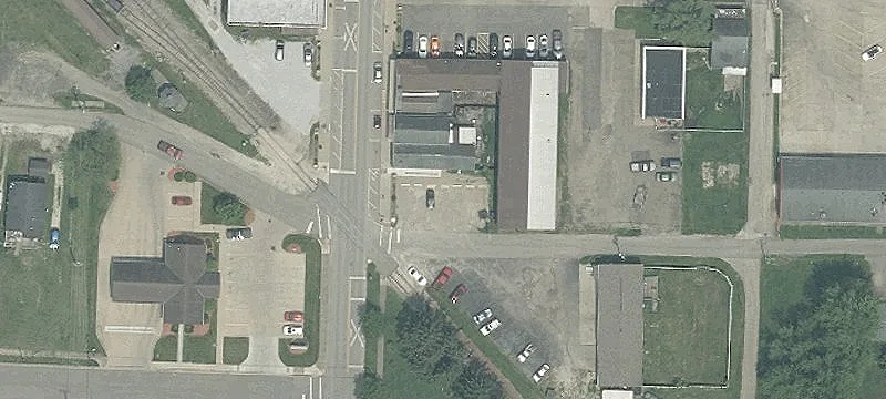 200 2nd St