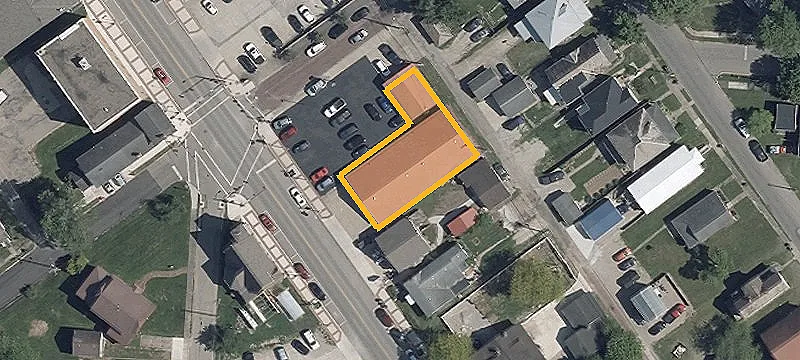 307 Main St
