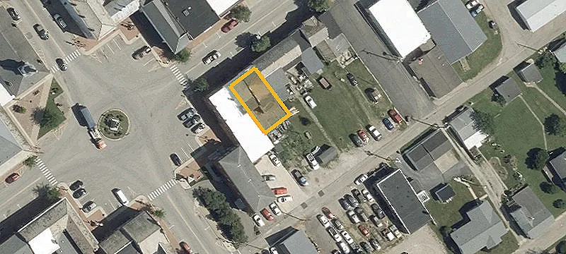 102 Main St