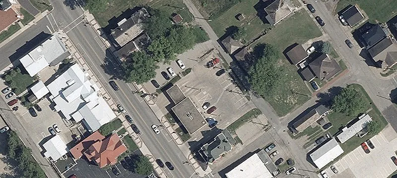 206 Main St