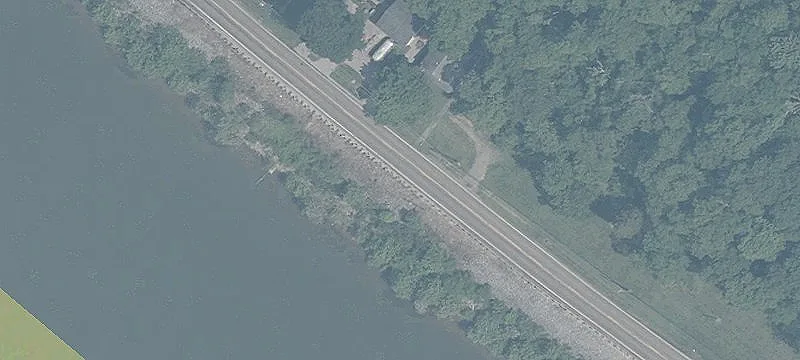 Ss Side Sr 124th Side Sr