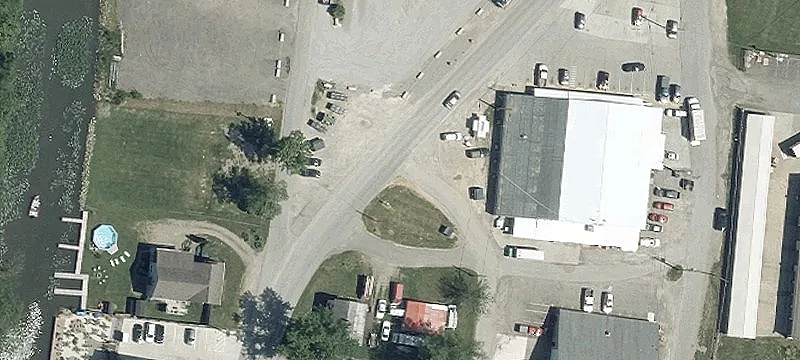 Main St