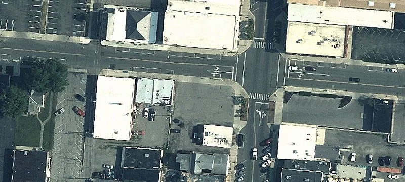 200 Main St