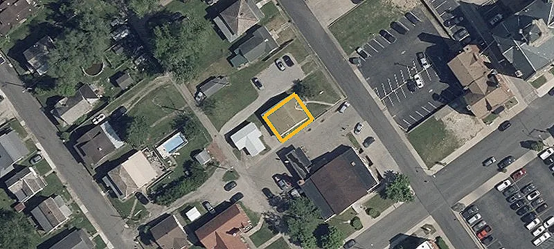 111 High St