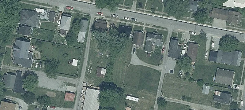 127 Pleasant St