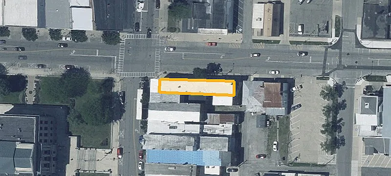 30 Main St