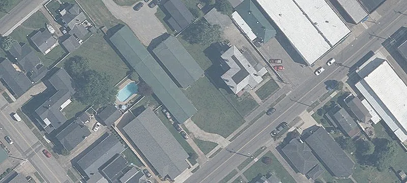 220 3rd Ave