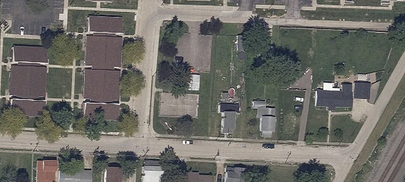 110 Bauer Ct