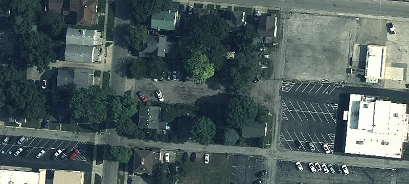 Detroit St