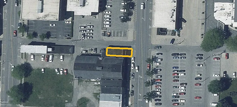 118 Main St