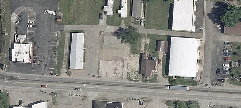 420 Broadway St