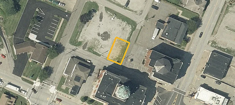 100 Sycamore St