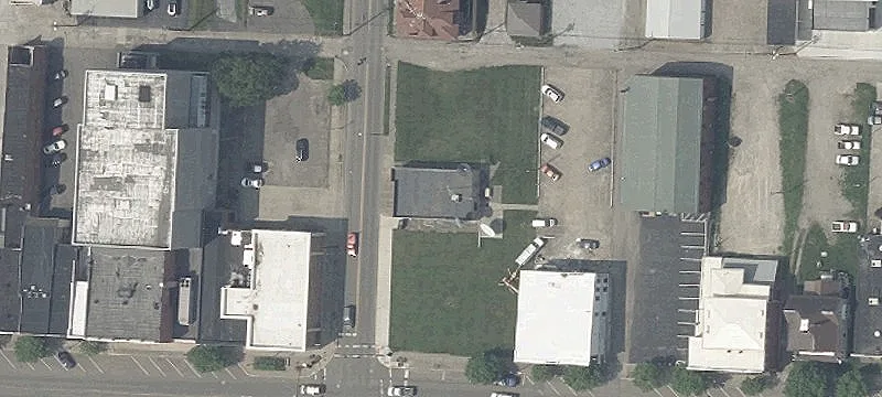 114 6th St