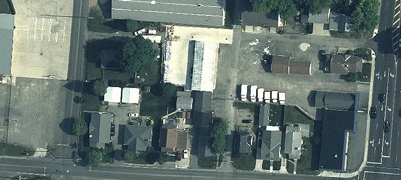 120 Lk Ave