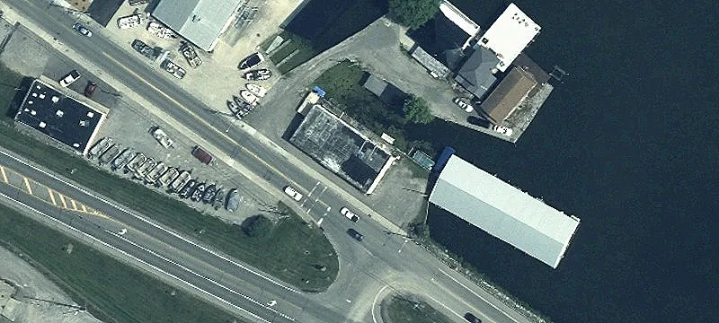 477 Main St